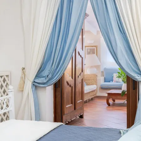 Villa Domus Siracleto Villa, Notteri, Porto Giunco, Pool Notteri